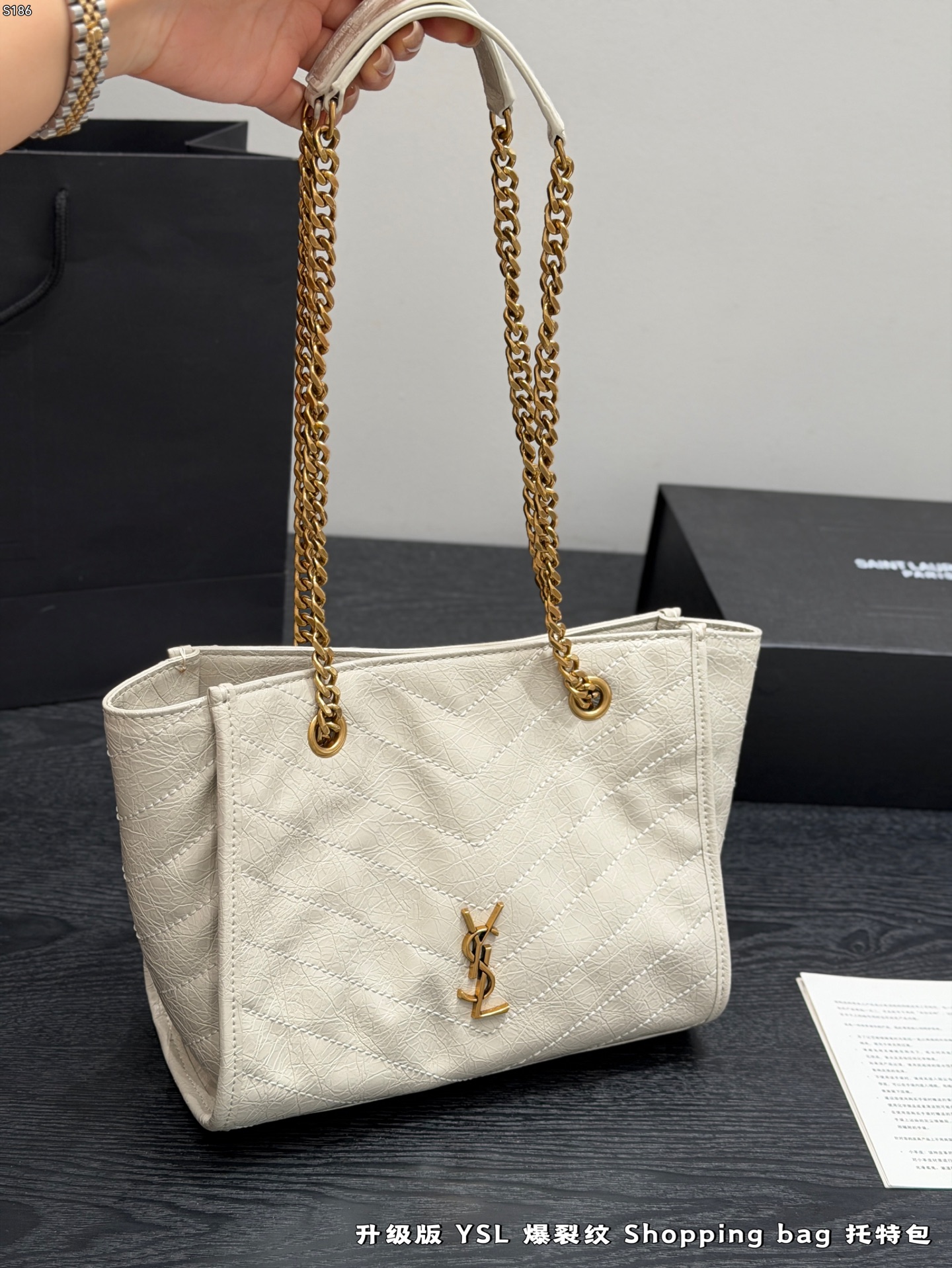 YSL oil-waxed leather tote bag - cnluxepick