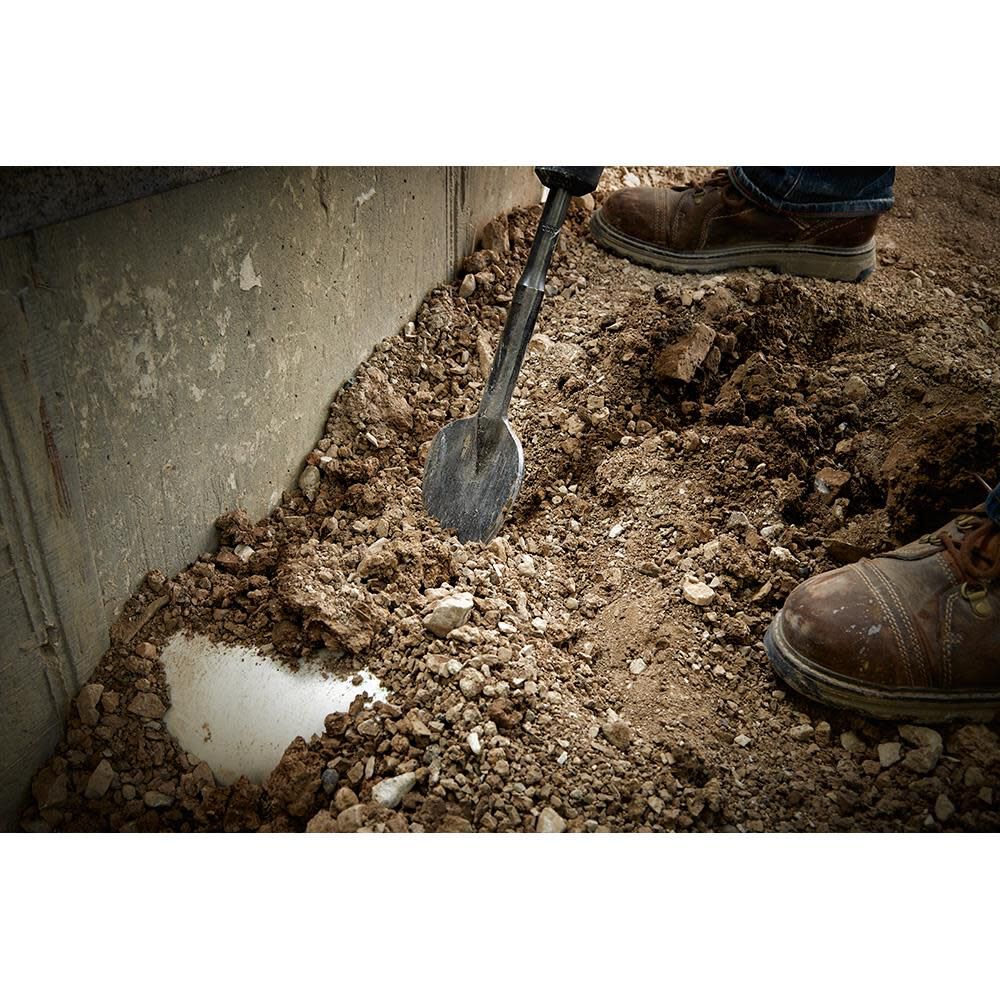Milwaukee SDS-Max 4-1/4 in. x 16 in. Clay Spade 48-62-4094