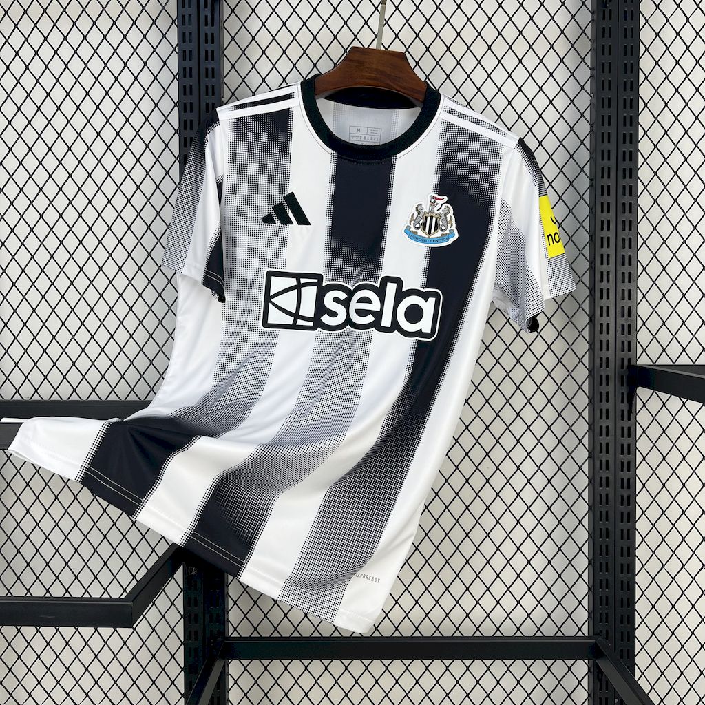 Newcastle maillot foot domicile 2025 2026€14.99