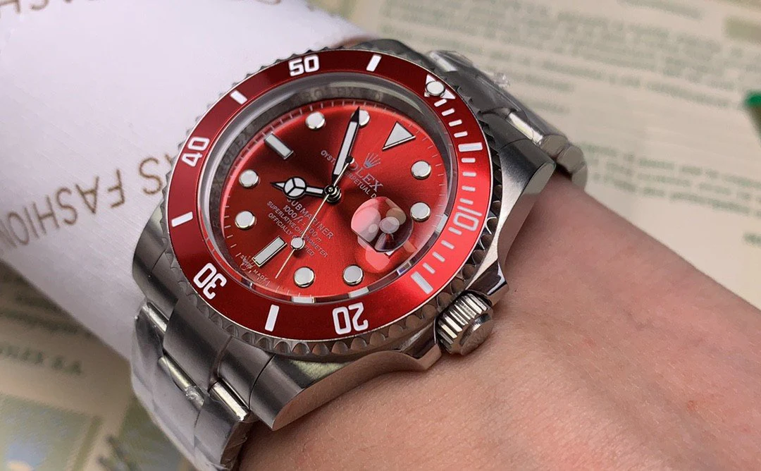 SUBMARINER DATE 40 RED DIAL