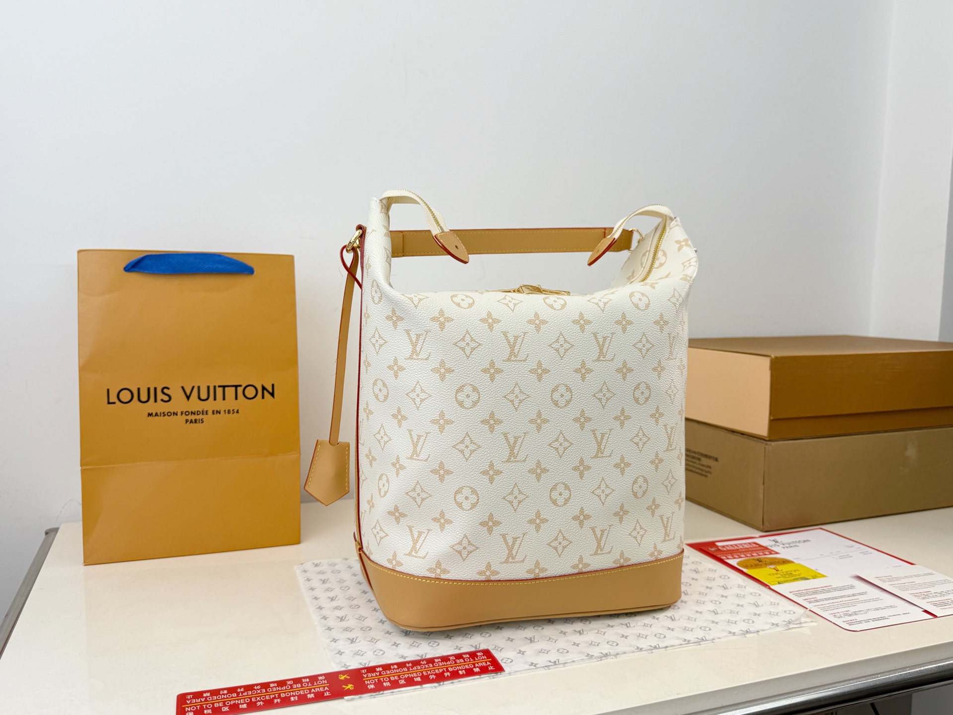lv Bucket bag - cnluxepick