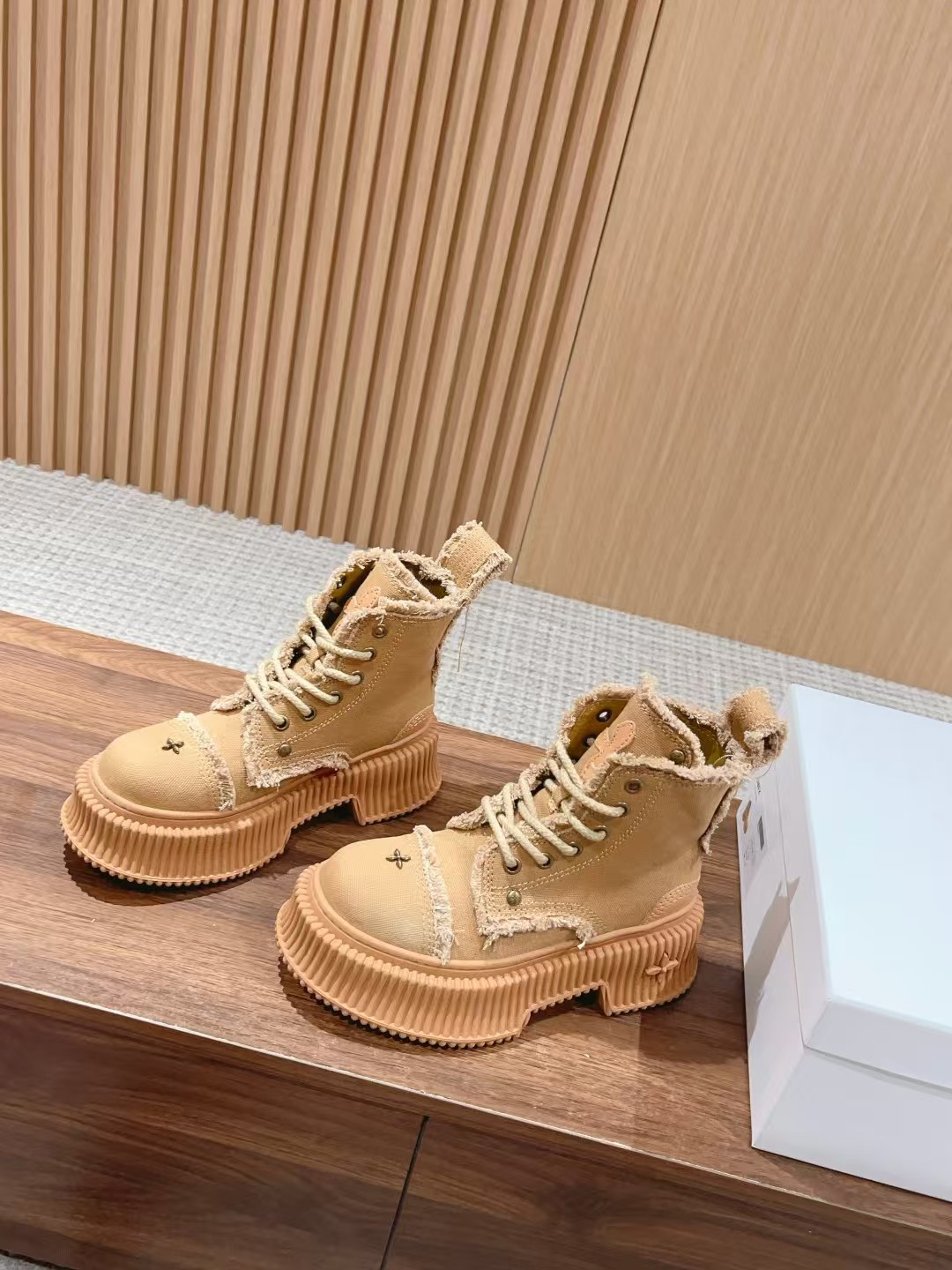 SMFK#New Doc Martens for fall and winter - cnluxepick