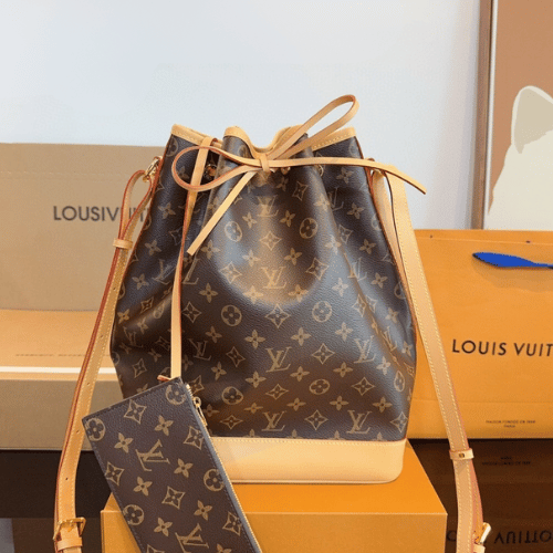 Louis Vuitton Noé Monogram 10.2 Inches M46976
