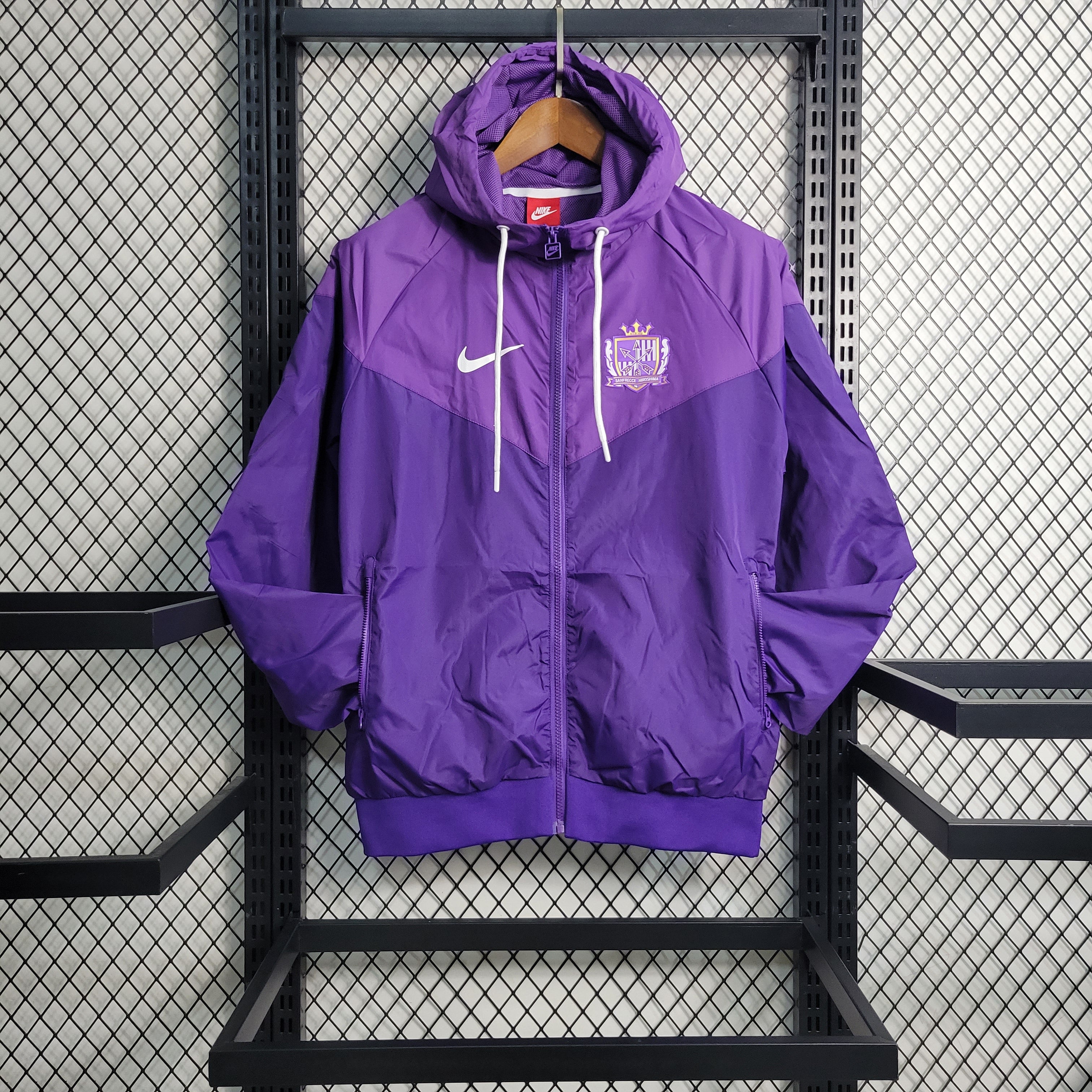 Veste / Survêtement Sanfrecce Hiroshima 2023 2024€65.99