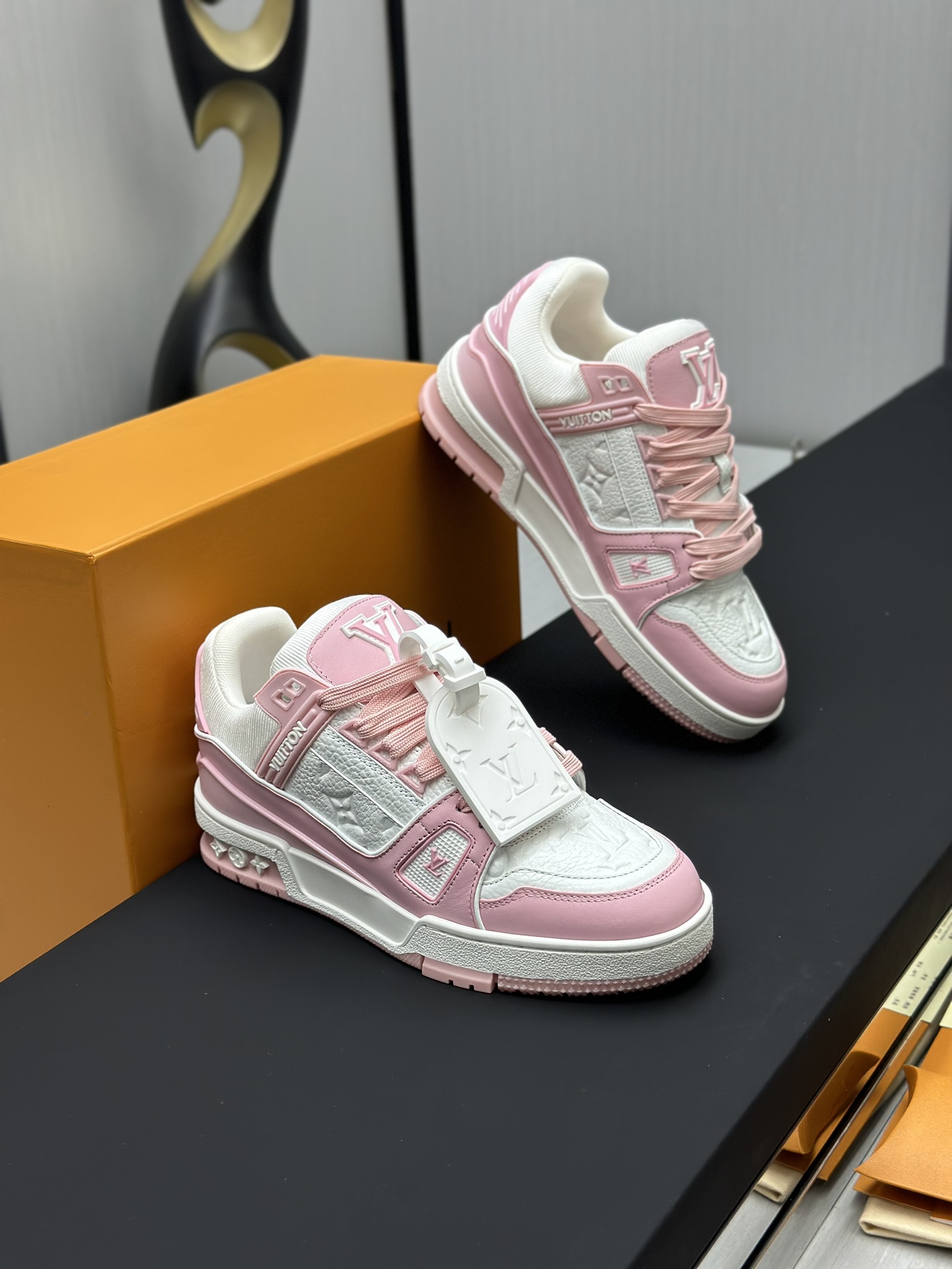 LV Trainer Couple Sneakers - cnluxepick