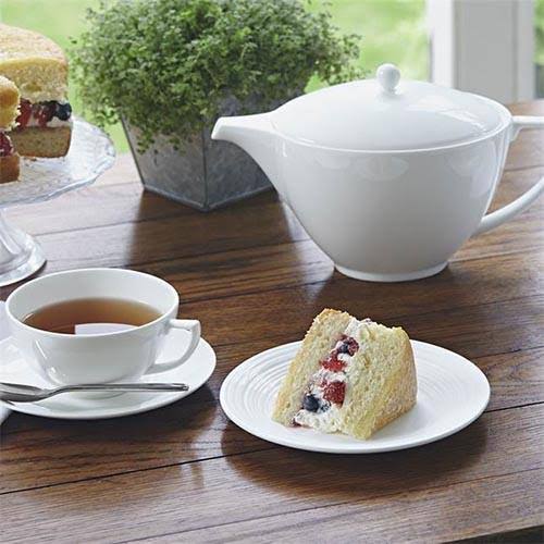 Jasper Conran White Covered Sugar by Wedgwood