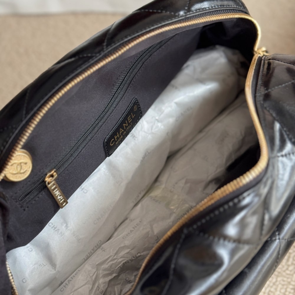 Chanel Small Camera Case Bag Black 23Cm/9.1in As5220 B18234 94305