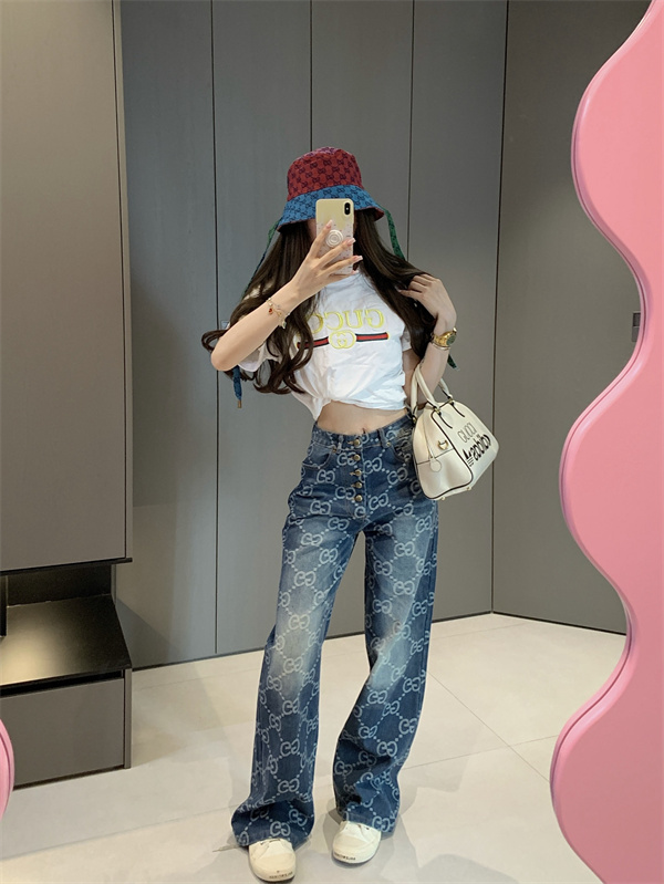 GUCCIデニムコピー  グッチ2026トレンドリラックスフィット  プレゼント レディースファッション可愛い