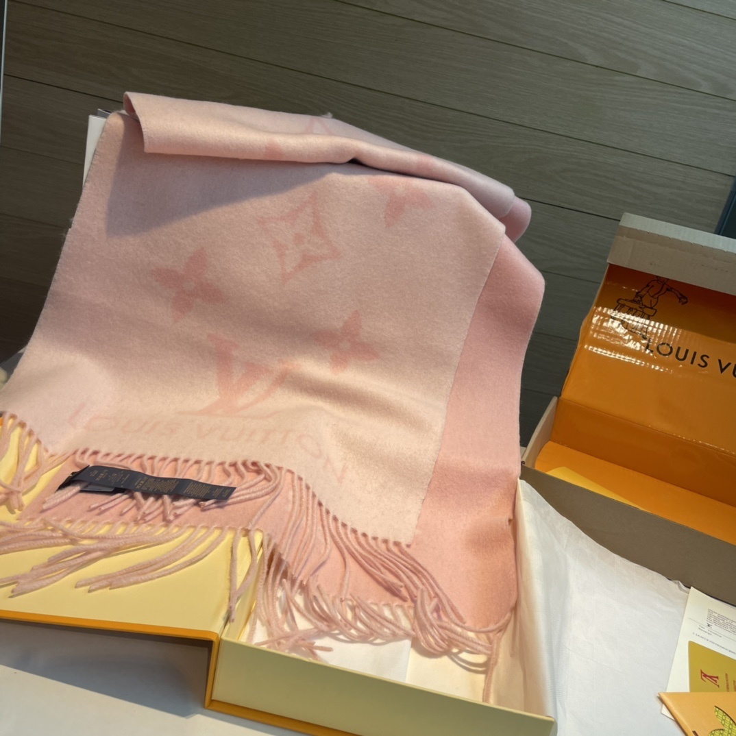 Louis Vuitton Monogram Giant Pink Scarf For Women 170cm