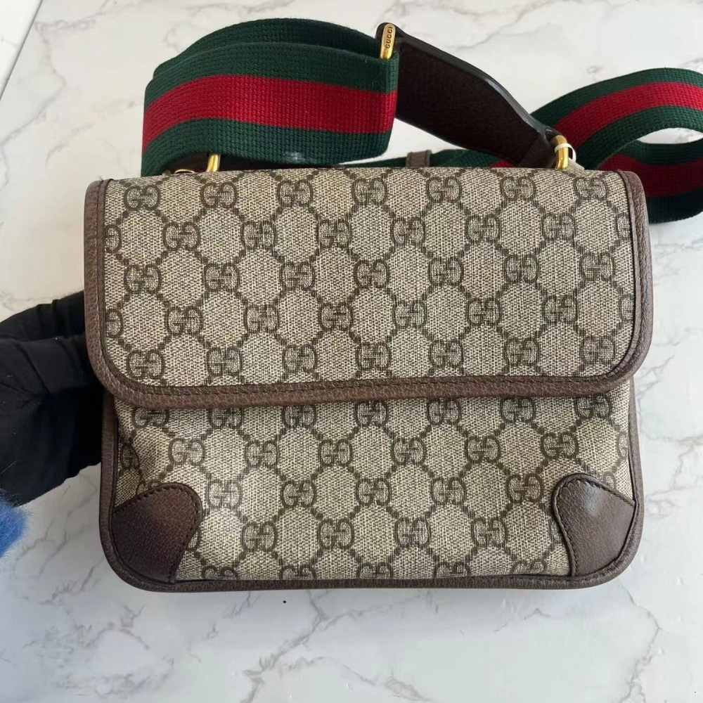 Gucci Neo Vintage GG Supreme Messenger Bag Brown Canvas Leather brown small