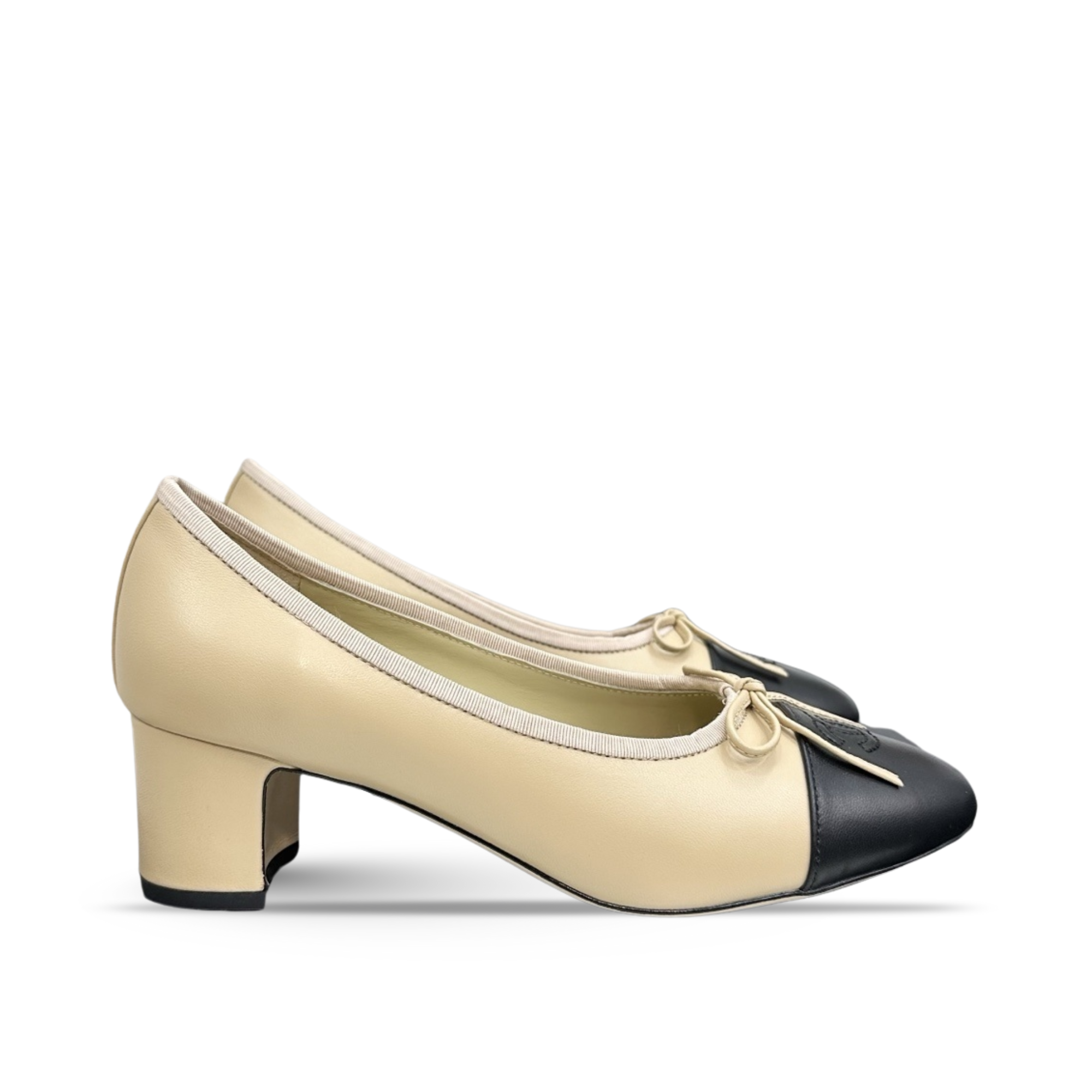 Chanel CC Cap Toe Mid Heel Pumps Beige/Black – Heel 4.5cm