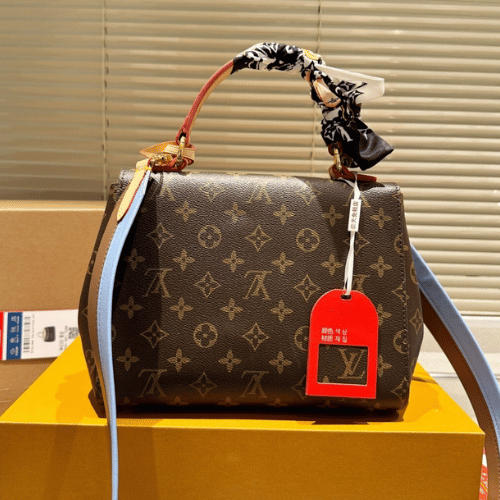 Louis Vuitton Cluny BB Monogram 9.8 Inches