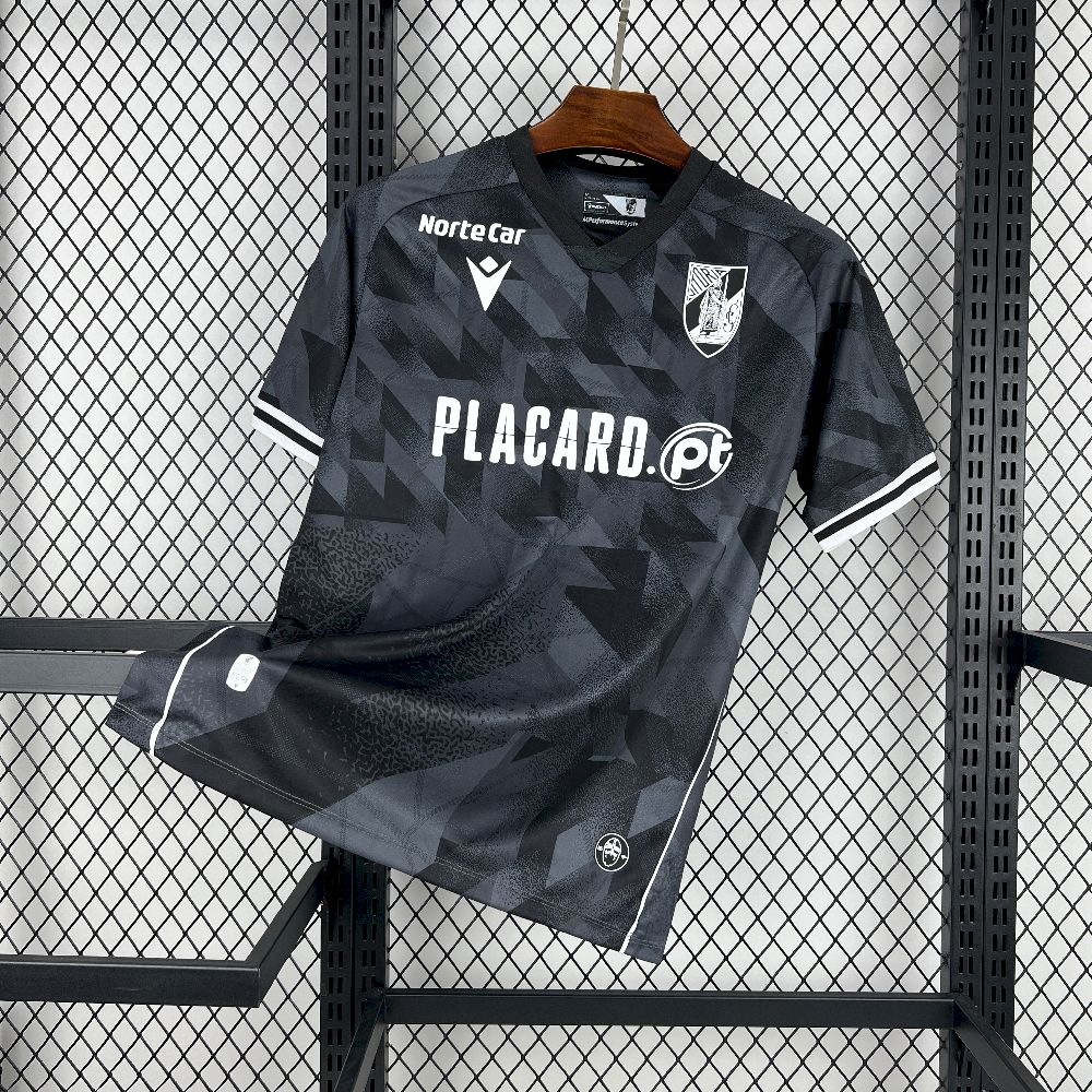 Vitoria de Guimaraes maillot foot extérieur 2025 2026€14.99