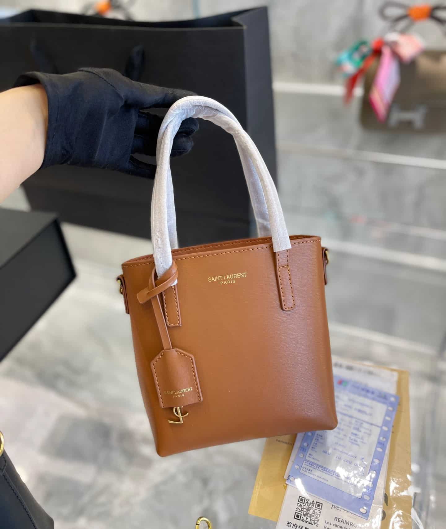 Saint Laurent Toy Shopping Saint Laurent In Box Leather Brown 18Cm