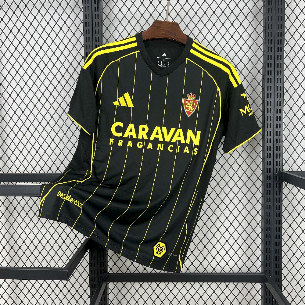 Real Zaragoza maillot foot 2025 2026€14.99