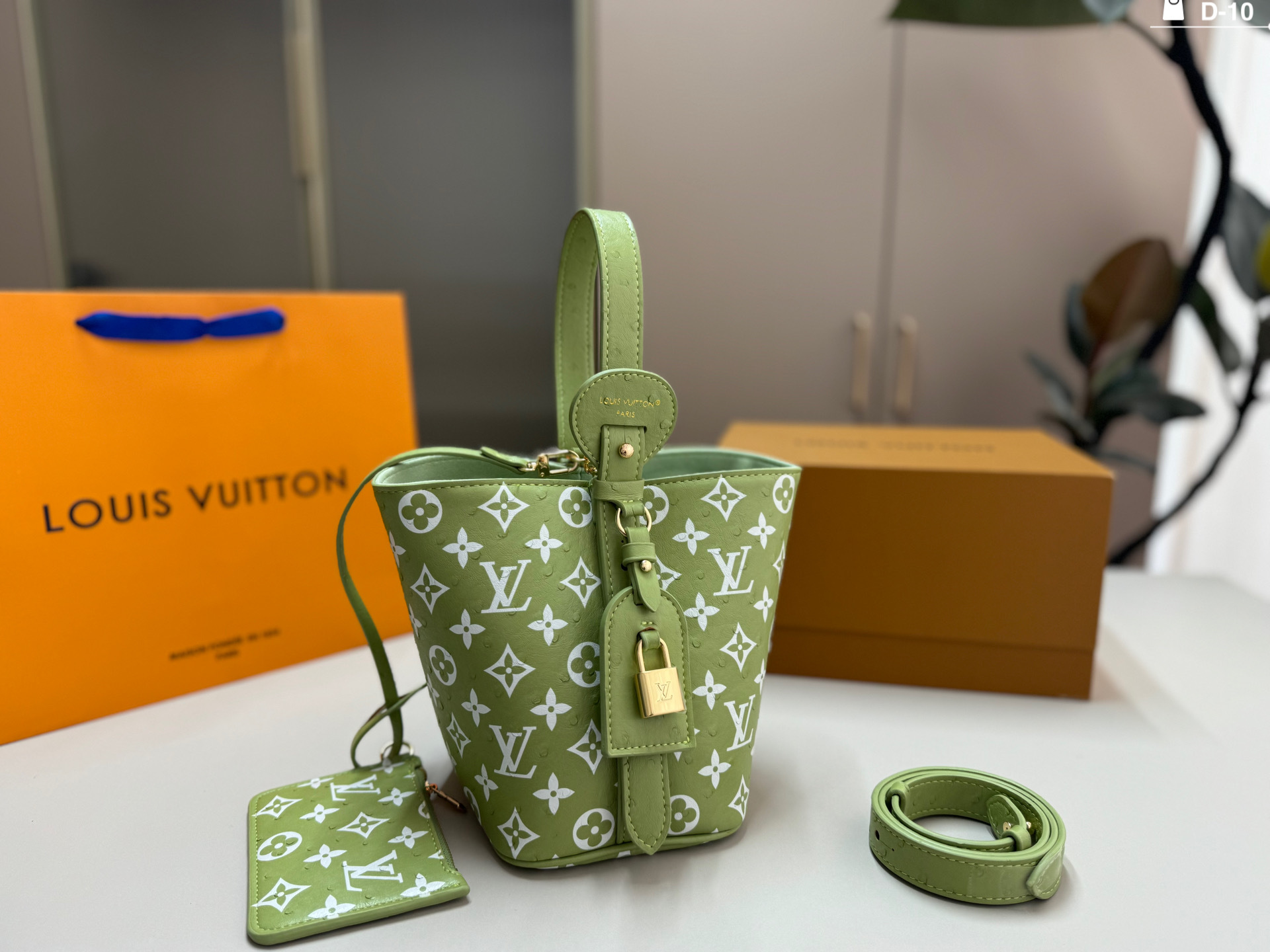 LV Allinbb bag - cnluxepick