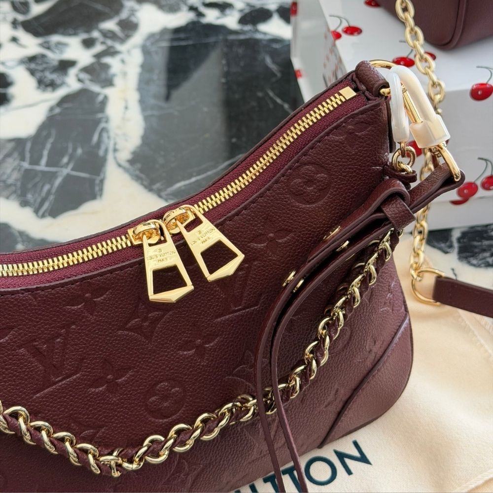 Louis Vuitton Boulogne PM Red 11.4 Inches M25827