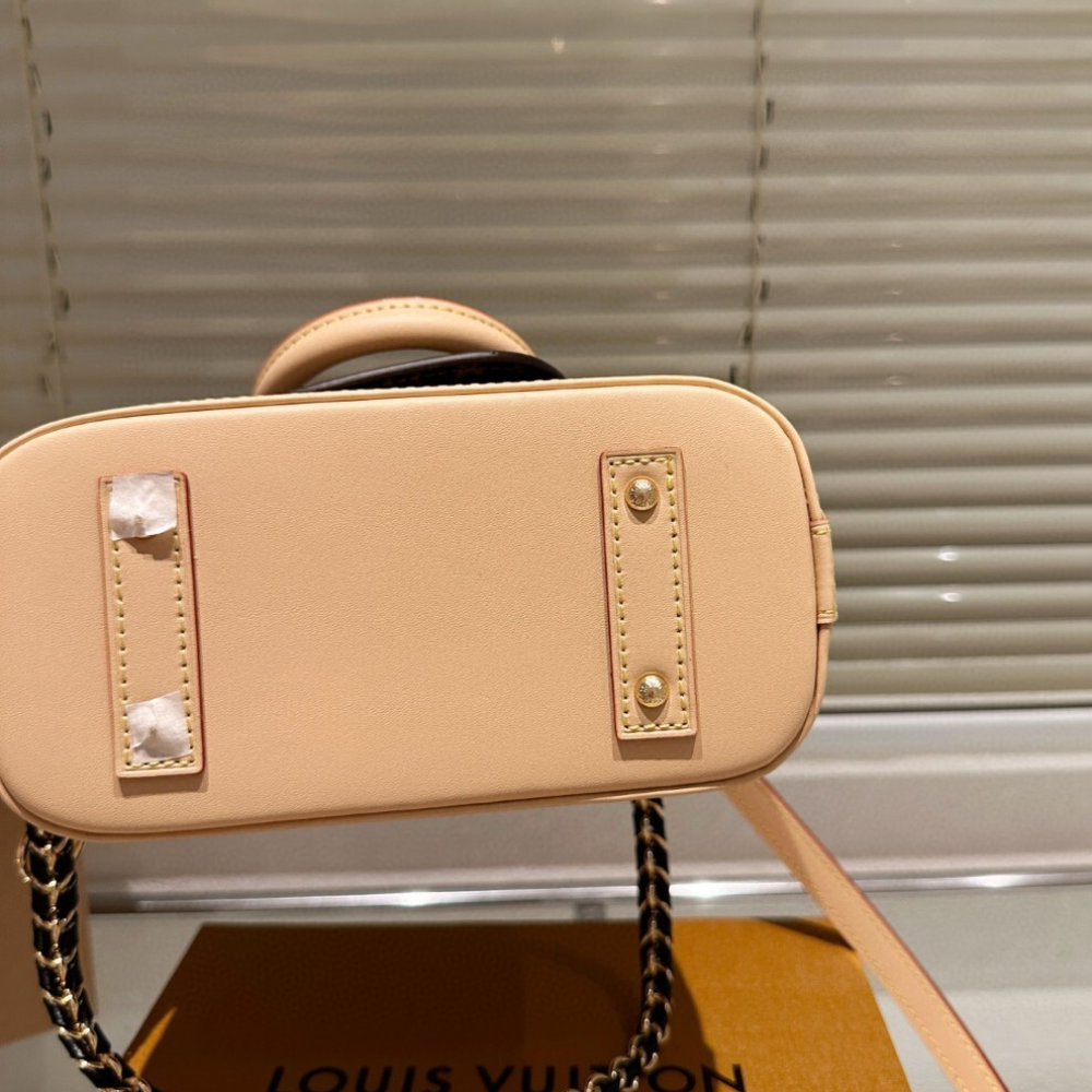 Louis Vuitton Alma Monogram BB Brown 9.8 Inches M14339