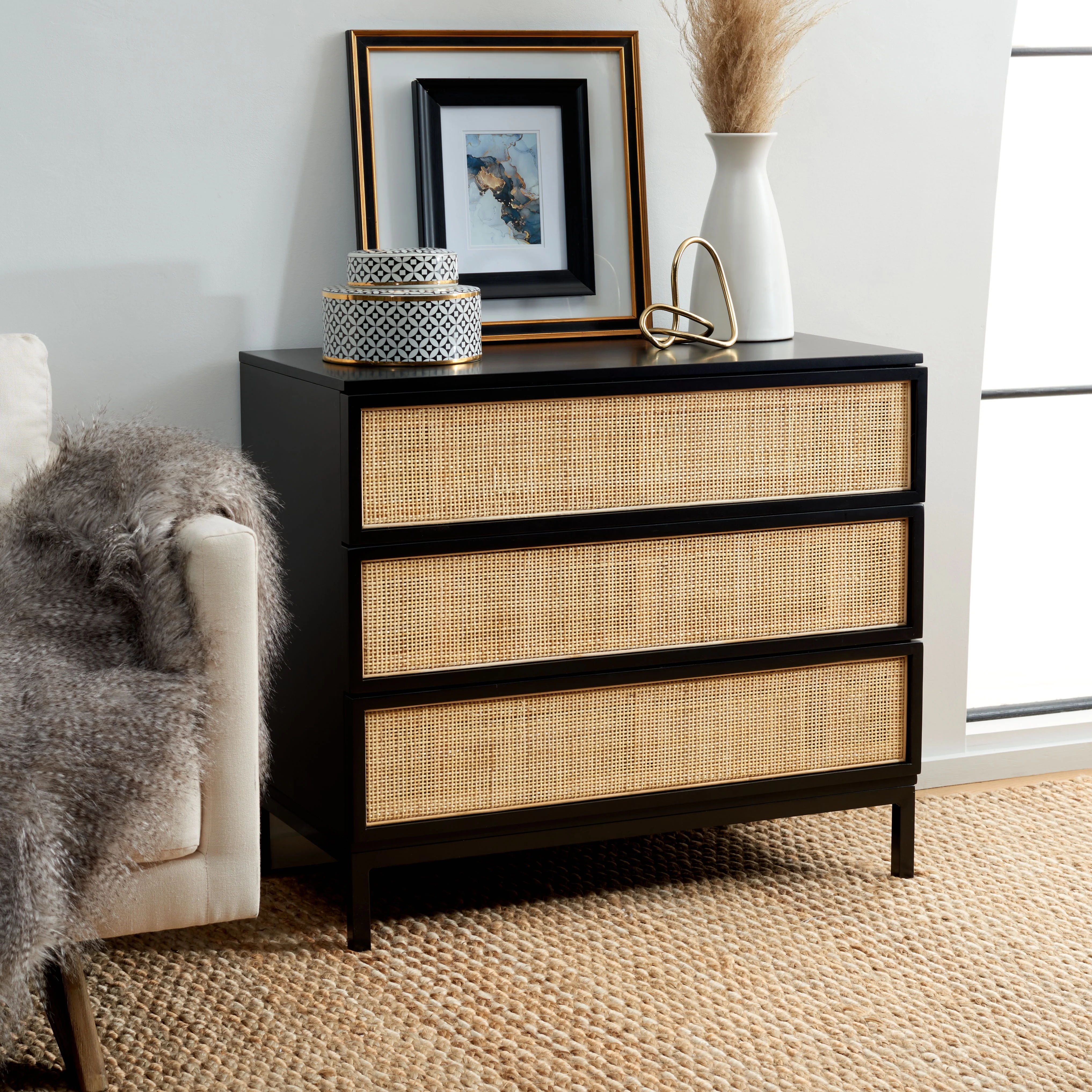 SAFAVIEH Genevieve Mid-Century Retro 3 Drawer Dresser, White/White Washed (36 in. W x 18 in. D x 36 in. H)
