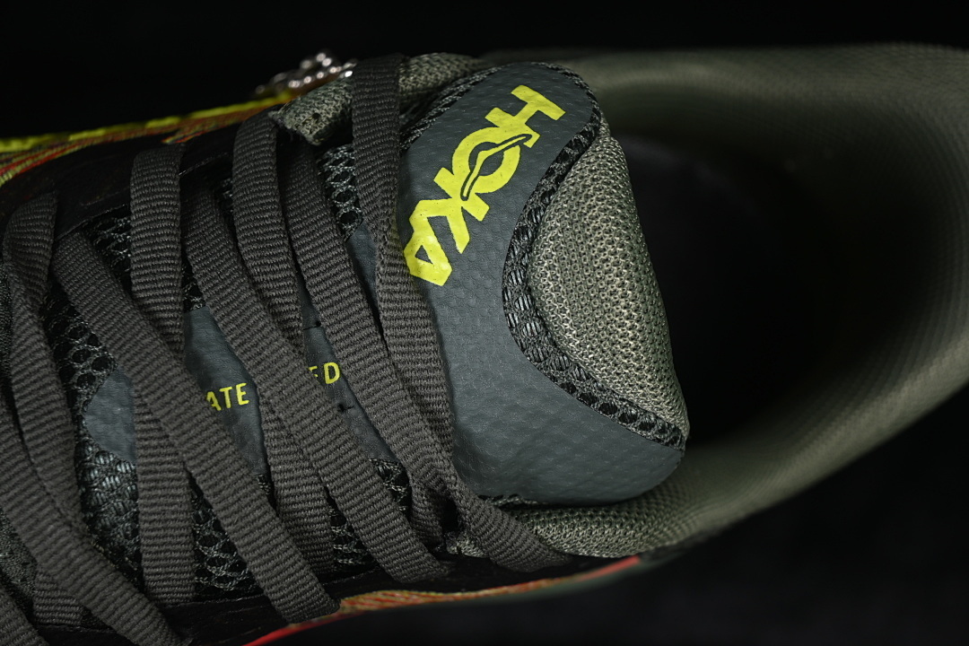 HOKA One One Mafate Speed 4