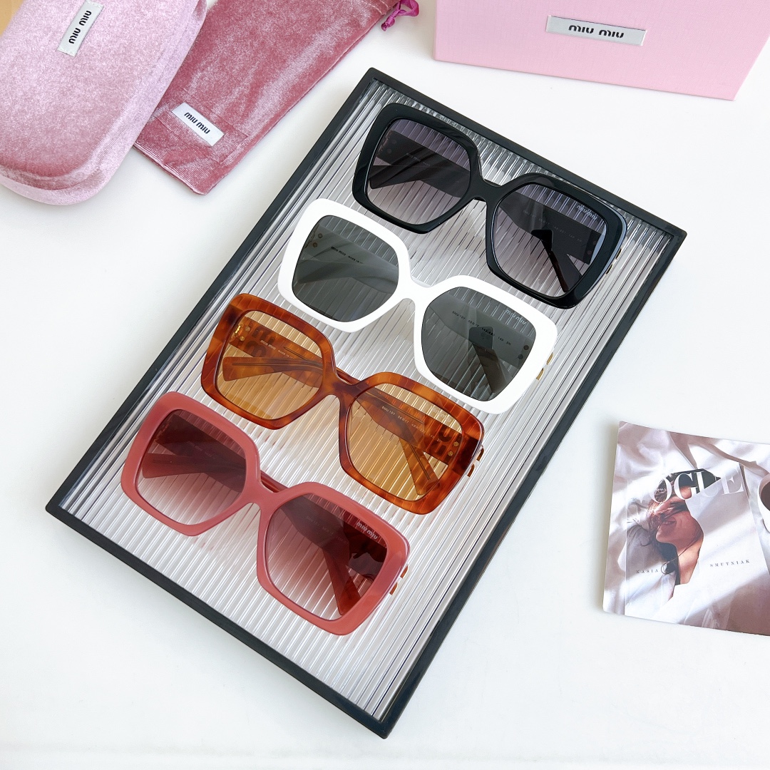 miumiu Sunglasses - cnluxepick