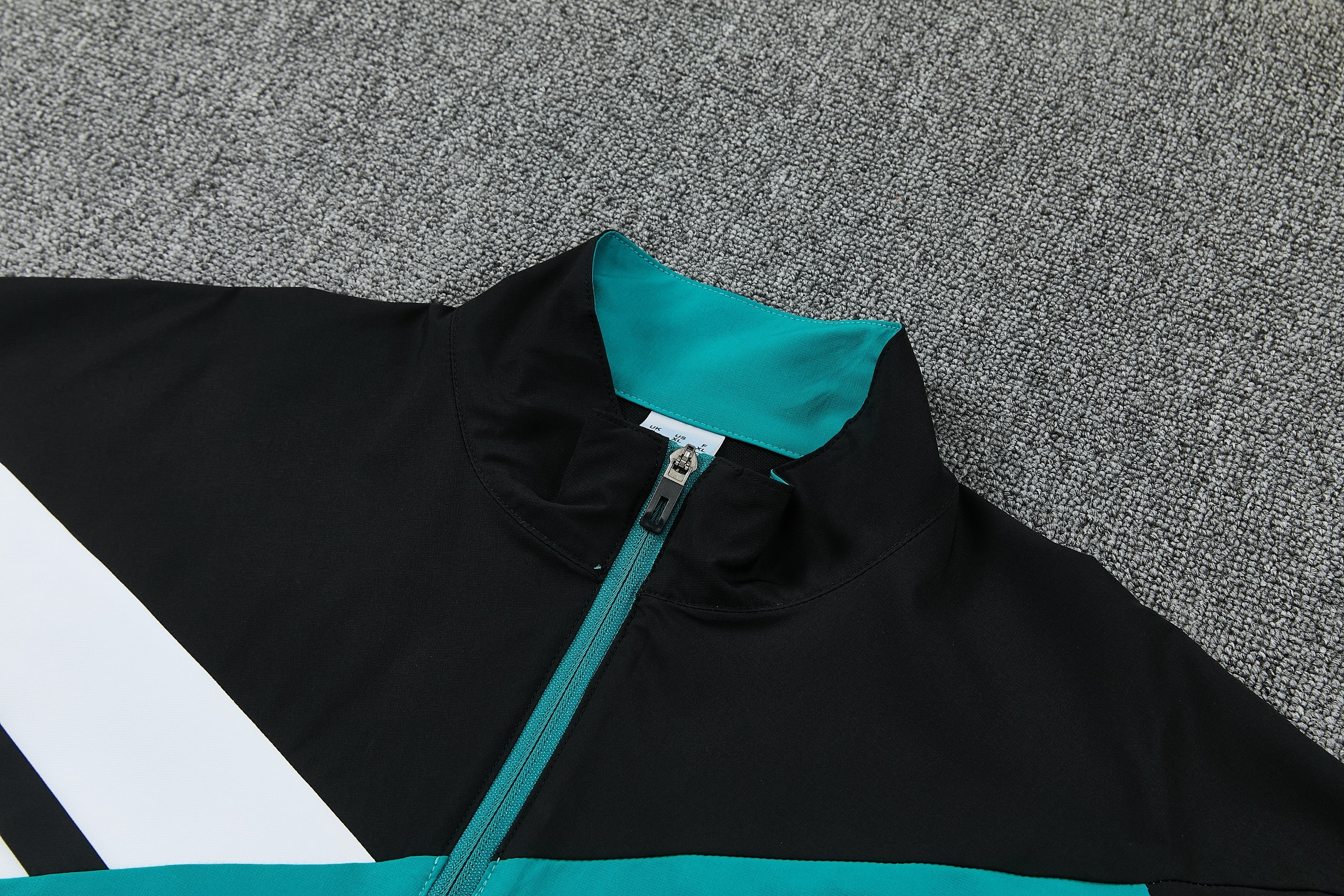 Liverpool 26/27 Training Suit Full Zipper Green