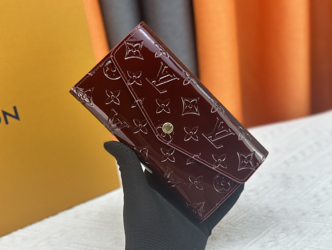 LV Monogram wallet purse - cnluxepick