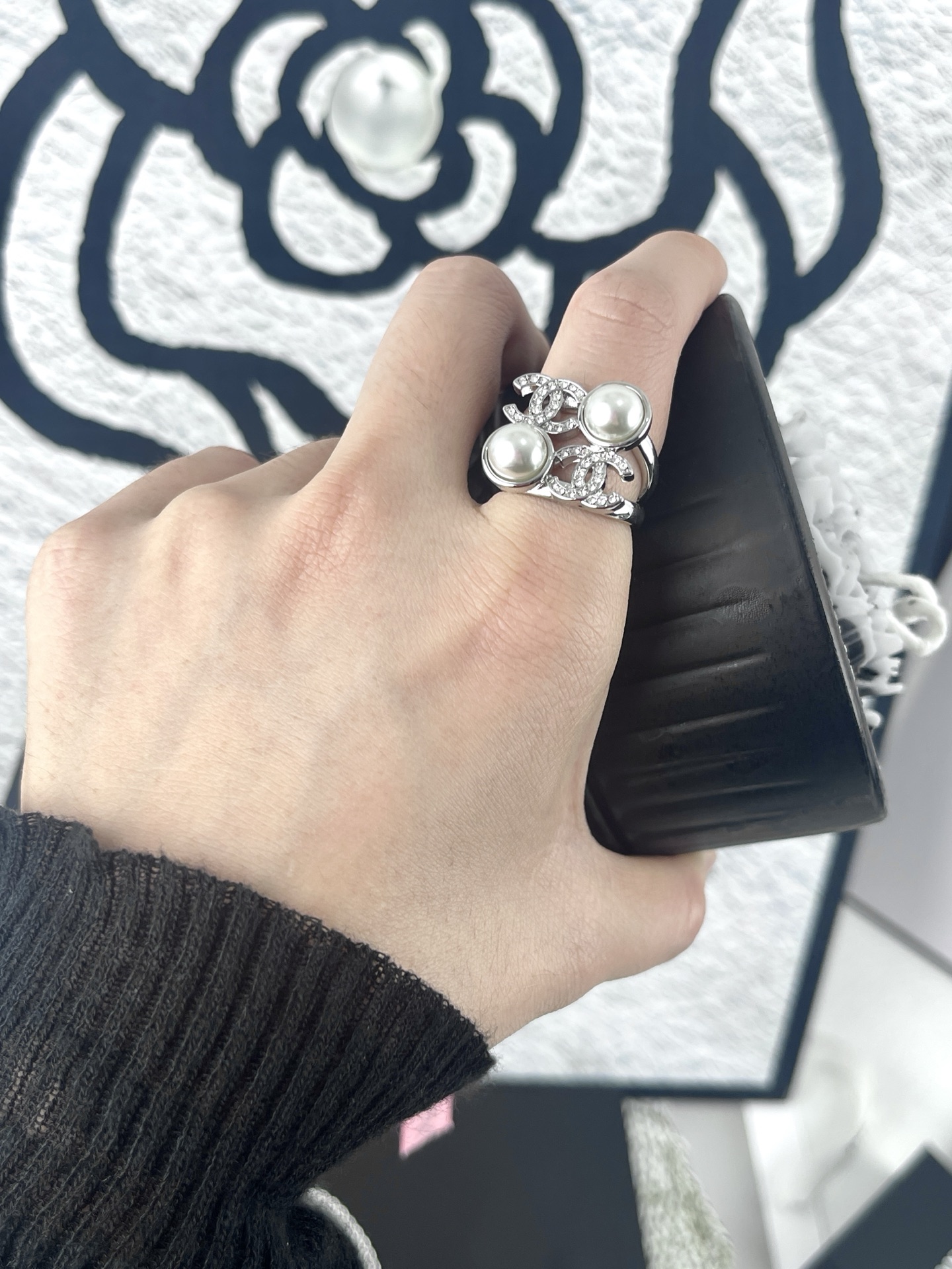 Chanel Silver Square Pearl Double C Full Diamond Ring - cnluxepick