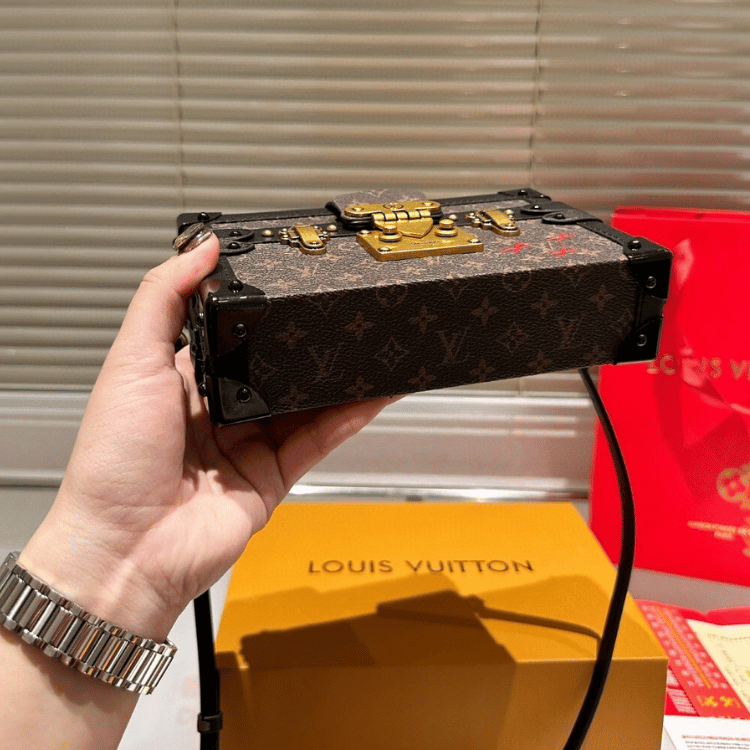 Louis Vuitton Petite Malle Monogram 7.9 Inches