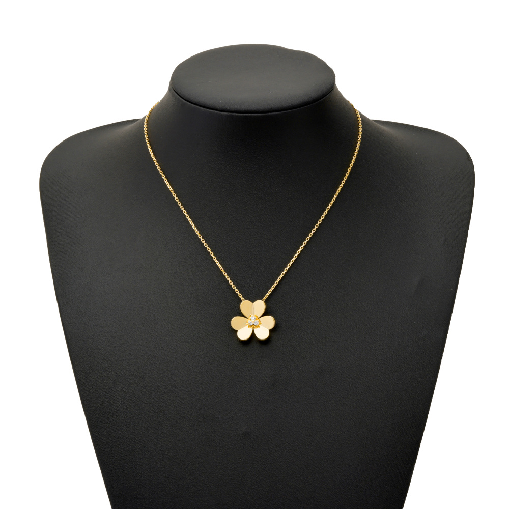 Van Cleef & Arpels Frivole Necklace 18K Yellow Gold Diamond VCARC96800