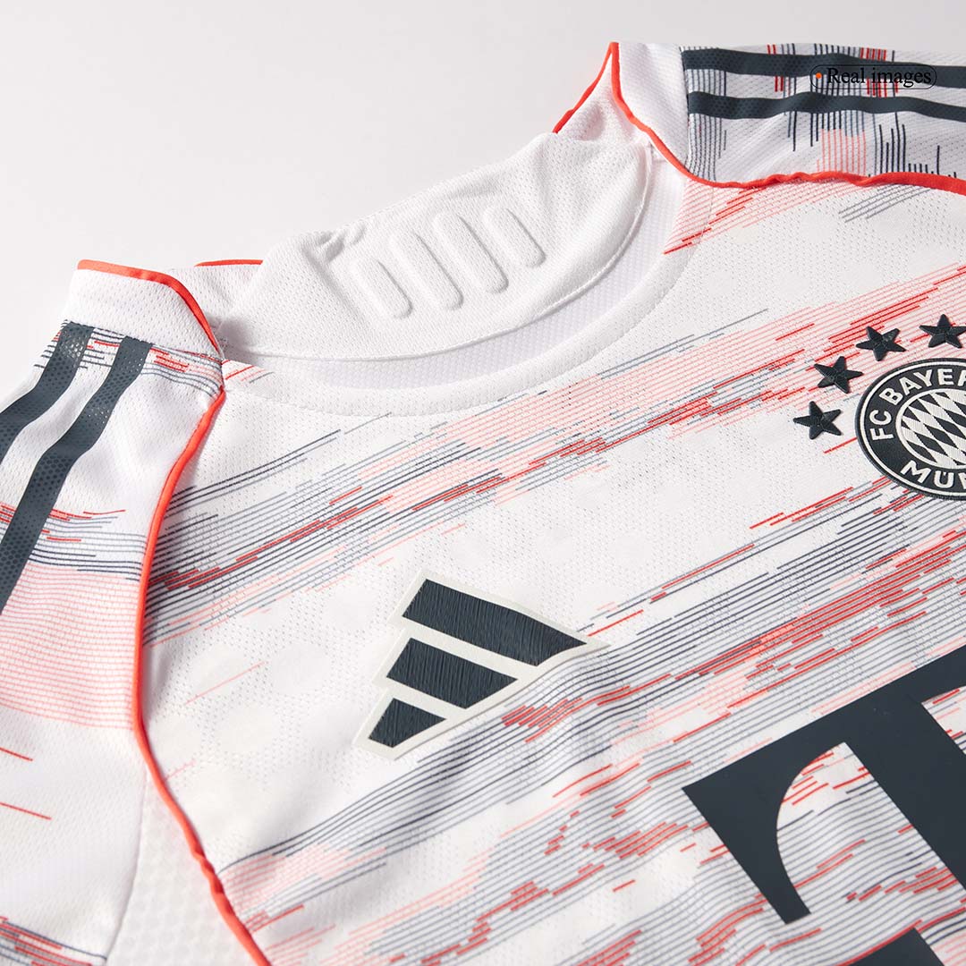 MÜLLER Special #25 Bayern Munich Away Special Player Version Jersey 2025/26