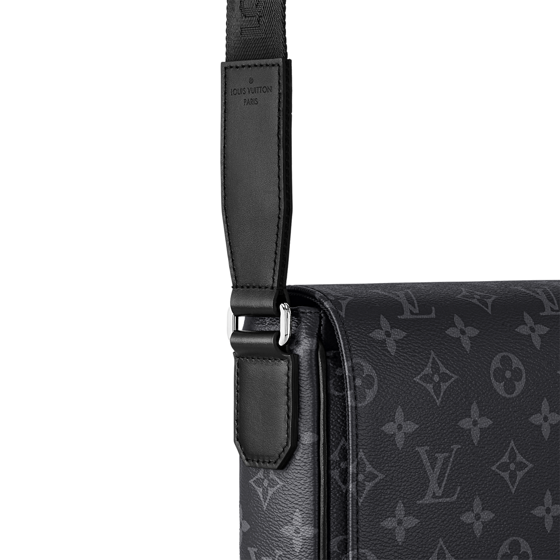 Louis Vuitton District Pm Bag Monogram Black 26Cm M46255