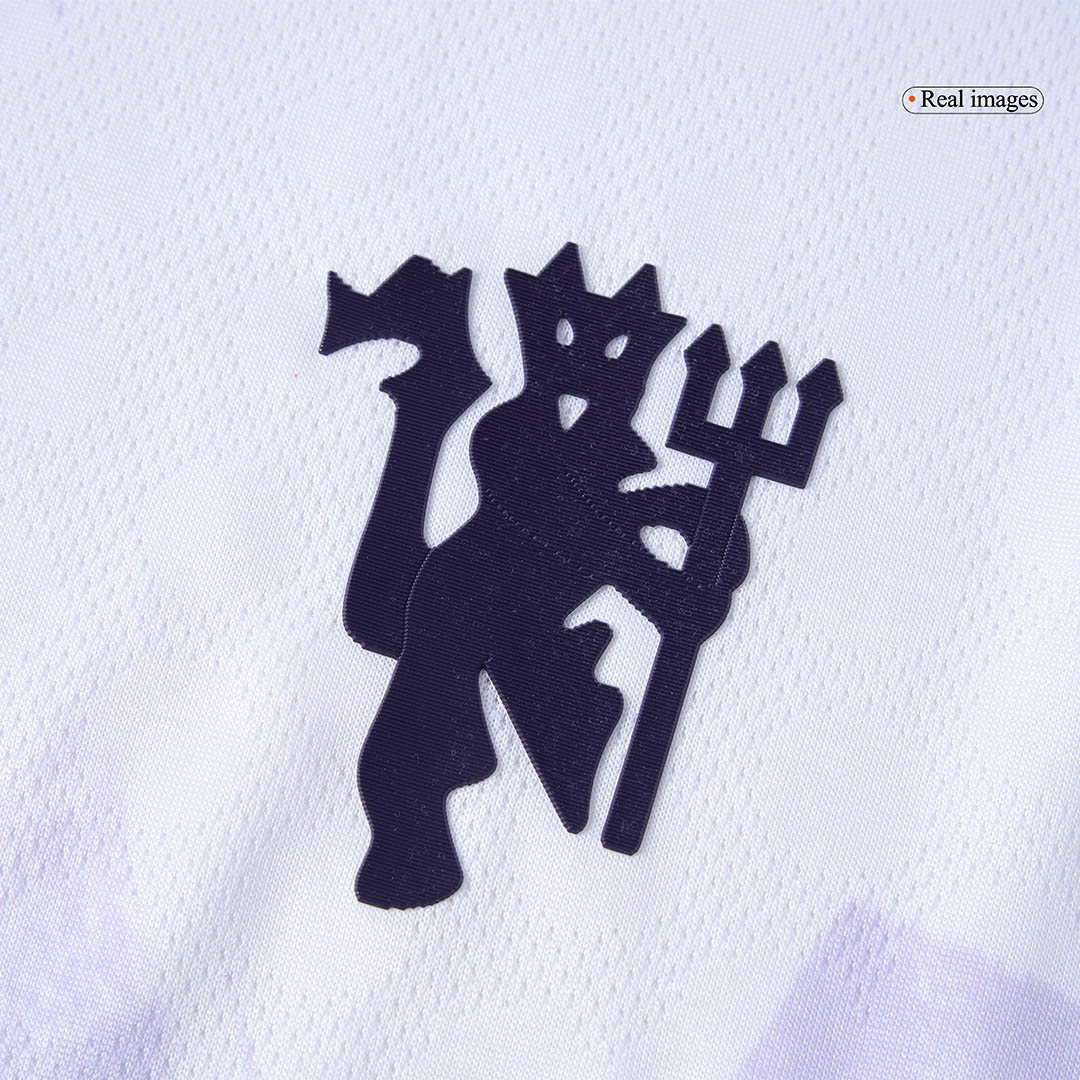B.FERNANDES #8 Manchester United Away Player Version Jersey 2025/26