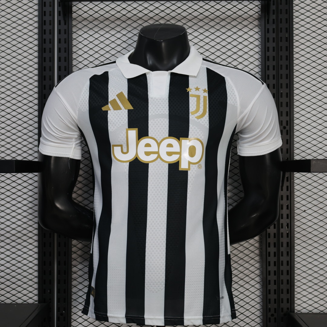 Juventus 26-27 home player version