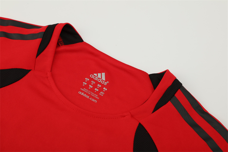 2005/06 AC Milan Retro Short Sleeves Training Jersey - Red 4