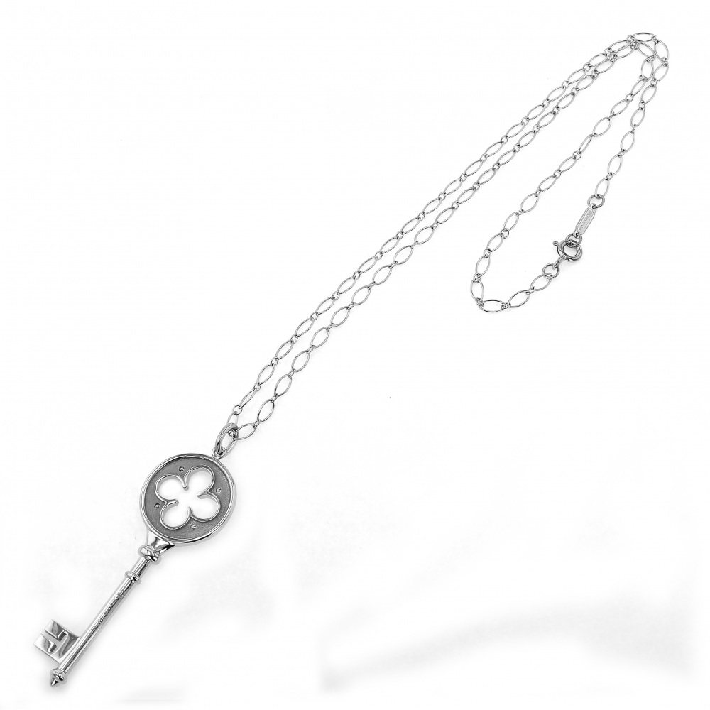 Tiffany & Co. Key Clover Necklace 18K White Gold Diamond