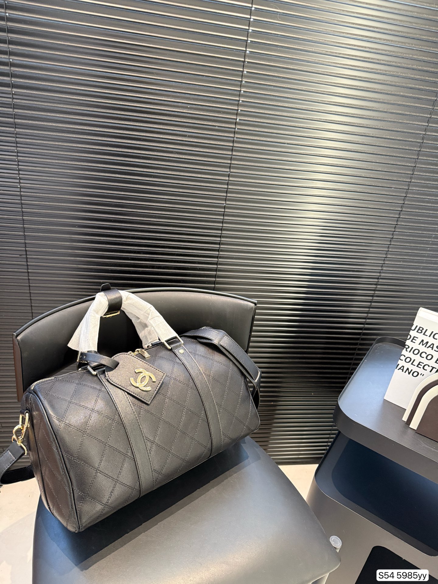 Chanel large capacity travel bag - cnluxepick