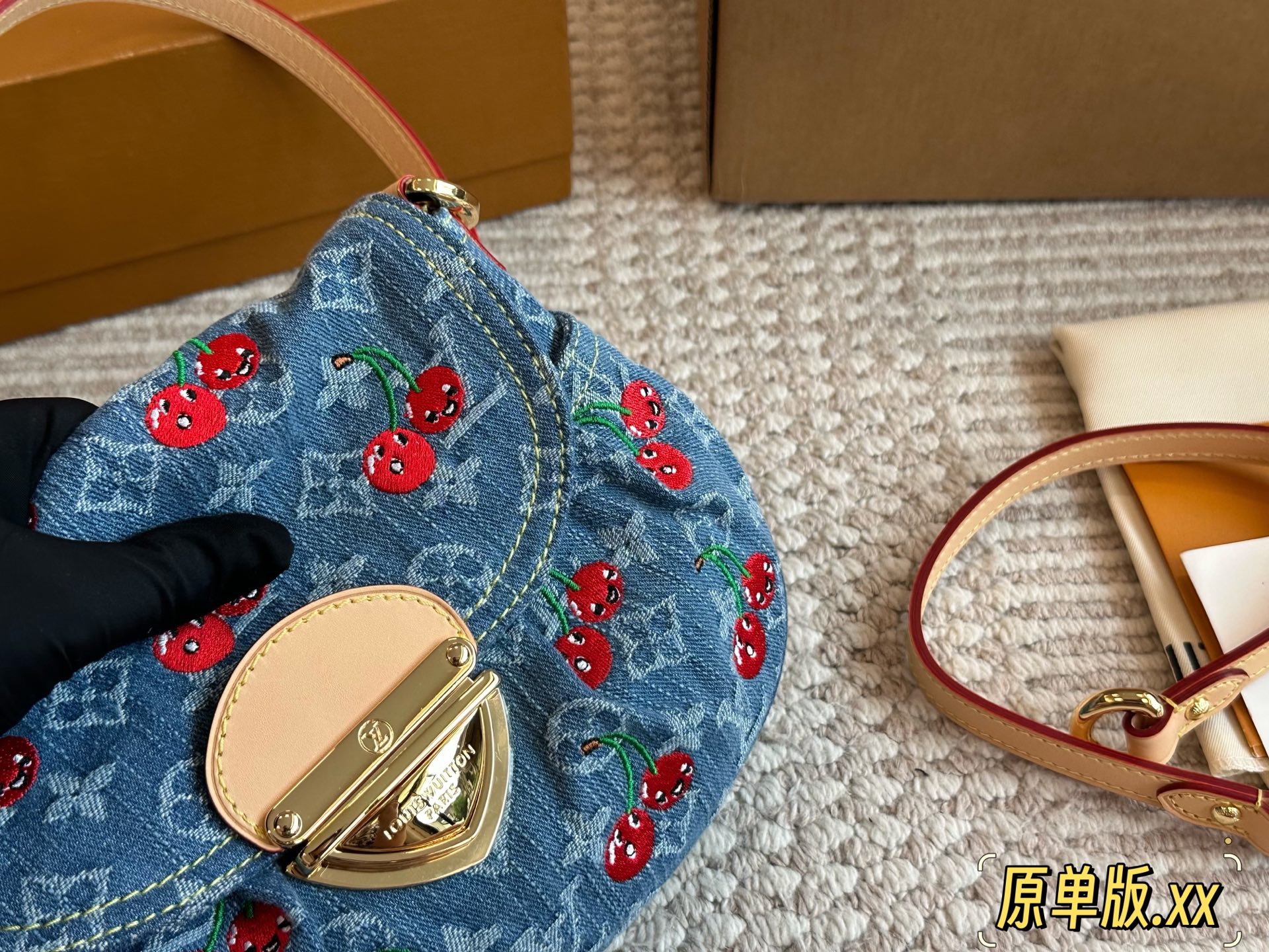LV Cherry Retro Yuanbao Bag - cnluxepick