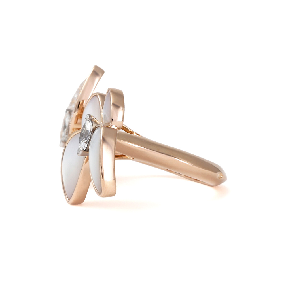Van Cleef & Arpels Papillon Entre Les Door Ring 18K Rose Gold VCARO7AL00
