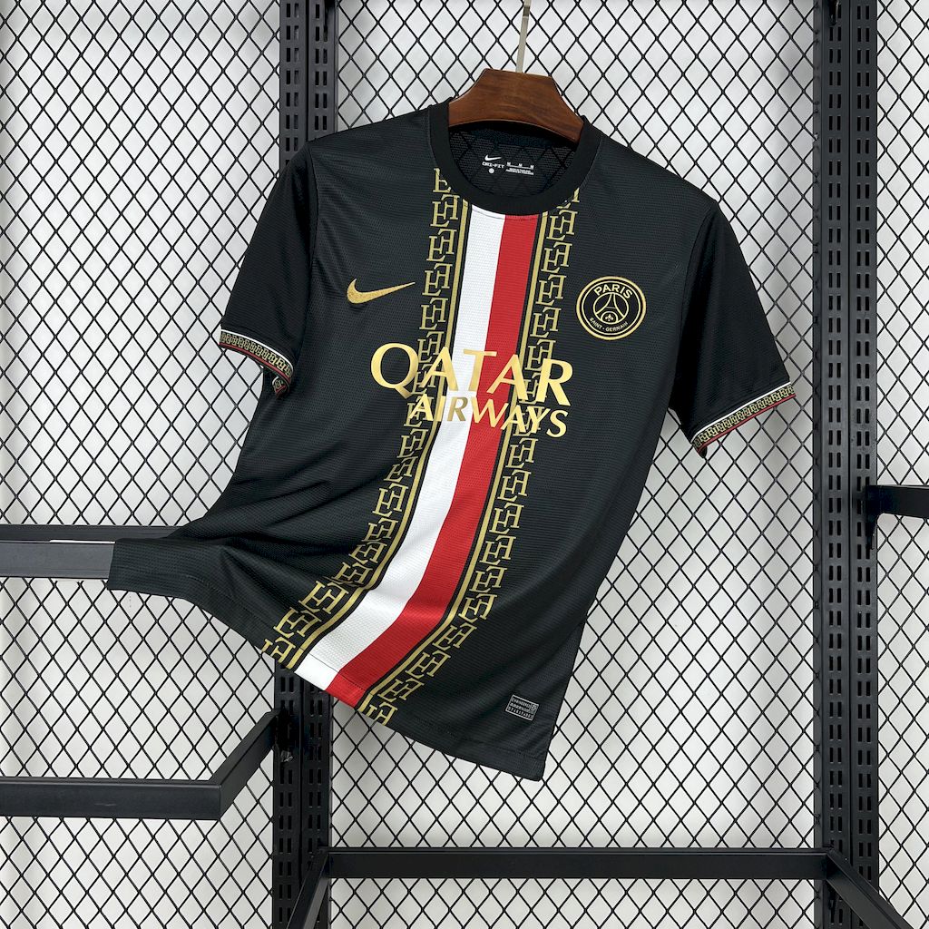 Paris Saint Germain PSG maillot foot concept noir 2025 2026€14.99