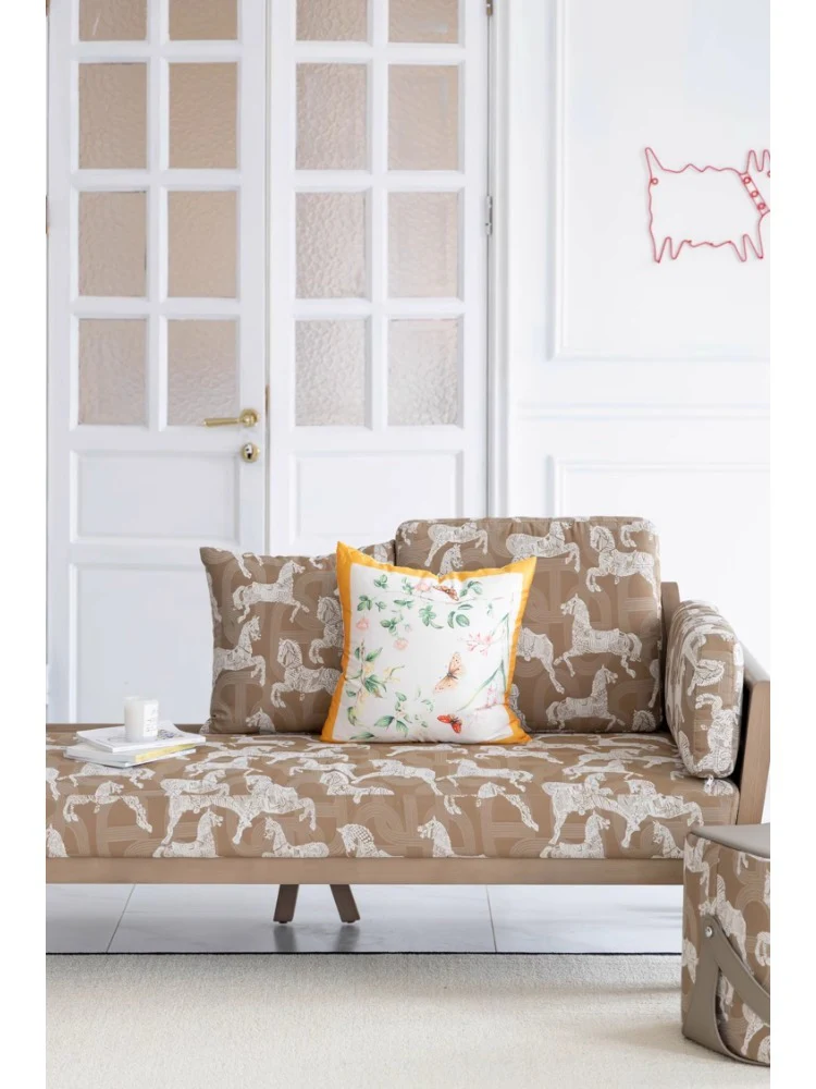 CH109 - Herm@s Deco Royal Horse Sofa Bed: Double-purpose, Wooden, Study
