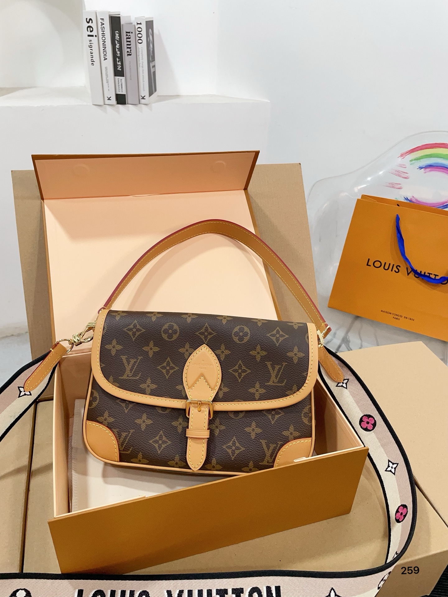 LV Mini Baguette Bag - cnluxepick