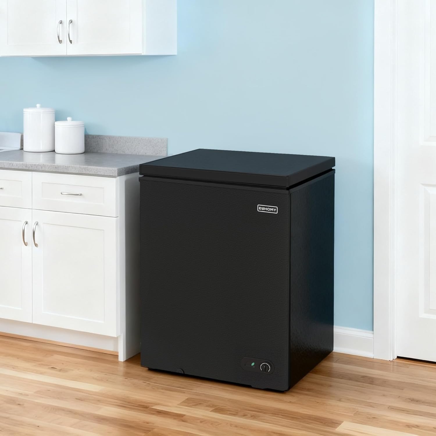3.5 Cu.Ft Chest Freezer with Removable Basket, Small Deep Freezer Adjustable 7 Thermostat, Quiet Mini Freezer Free-Standing Top Door, Energy Saving for Apartment/Garage/Basement/Dorm/Home,Black