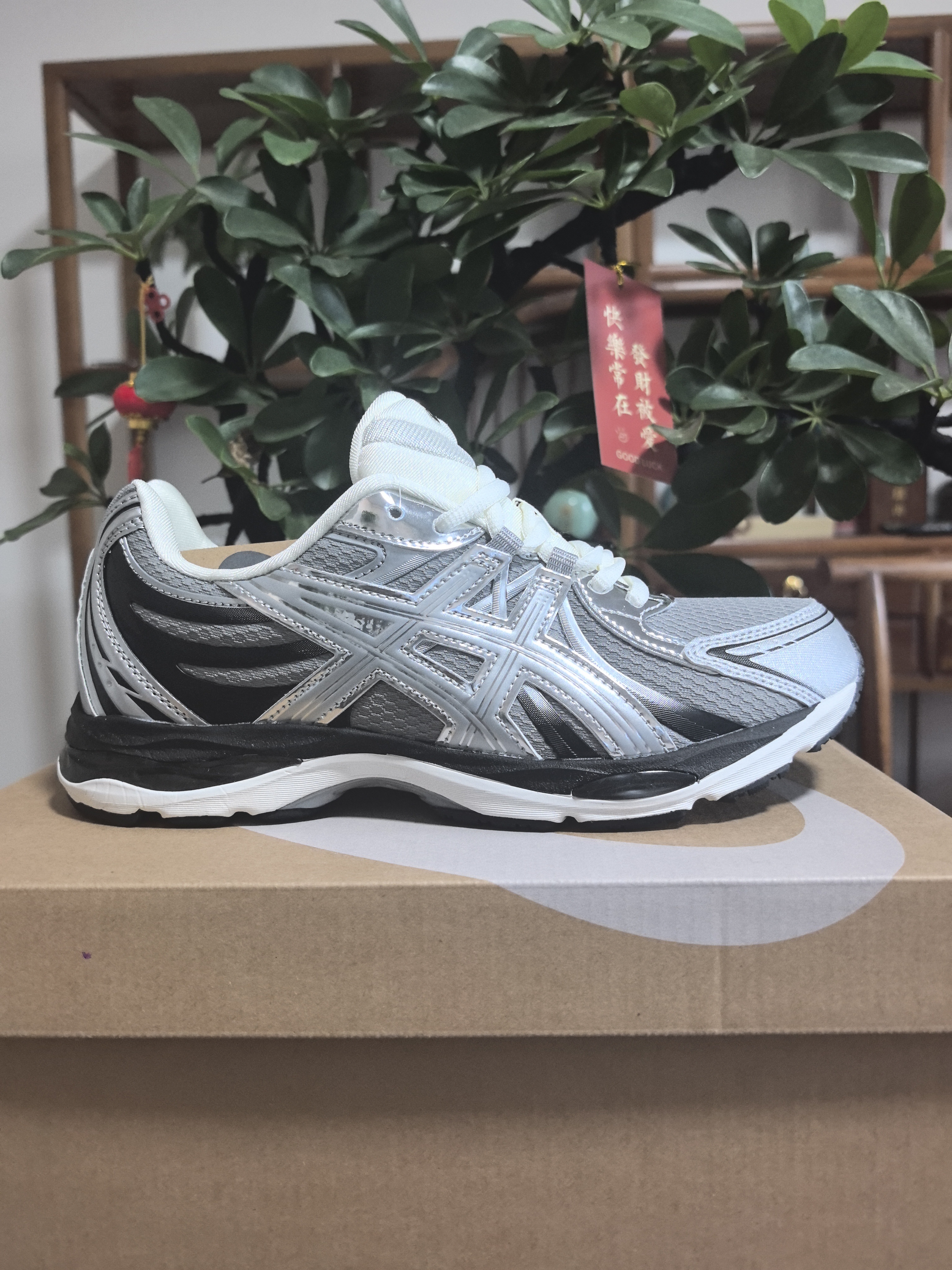 ASICS Gel-Sekiran Gray Black