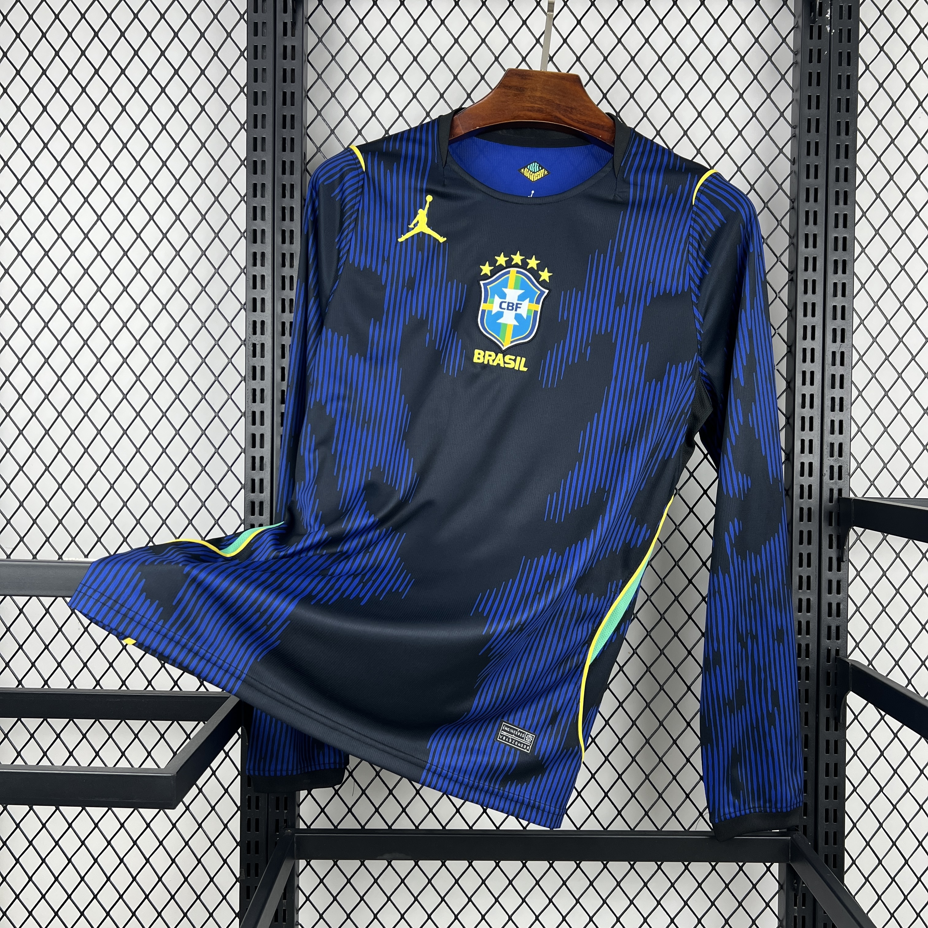 Brésil maillot foot 2026 2027 Manches Longues Coupe Du Monde€38.99
