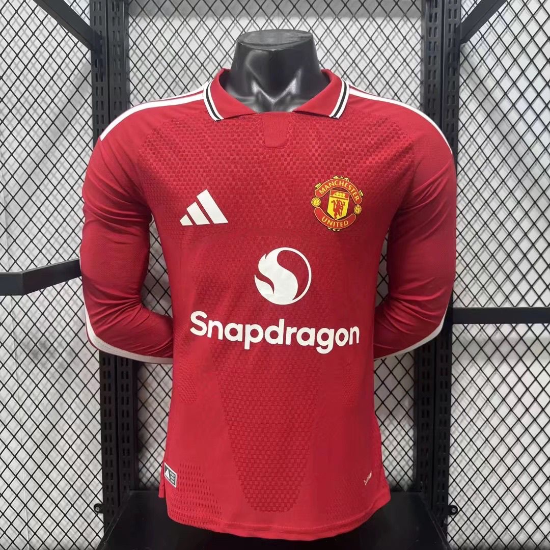 Manchester United home long sleeved player version 26/27