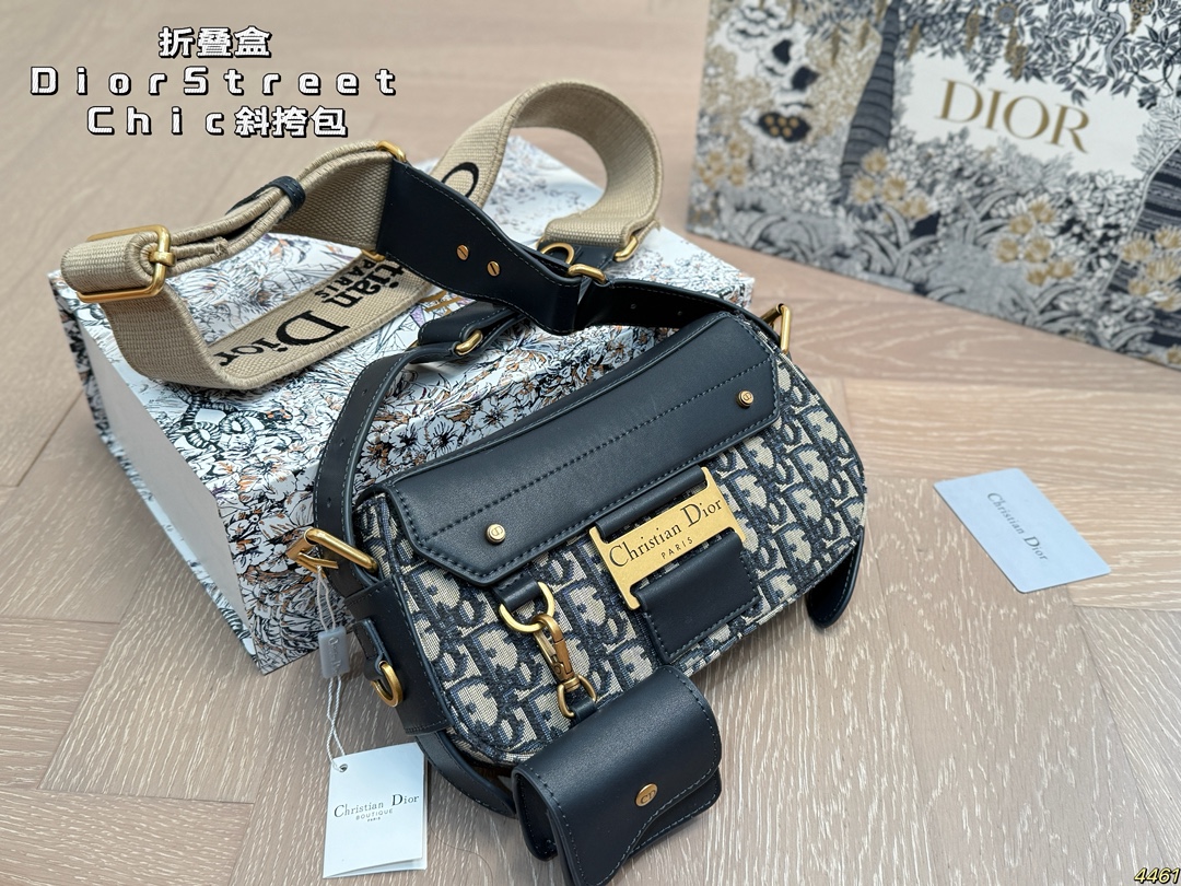 Dior Street Chic Crossbody Bag - cnluxepick