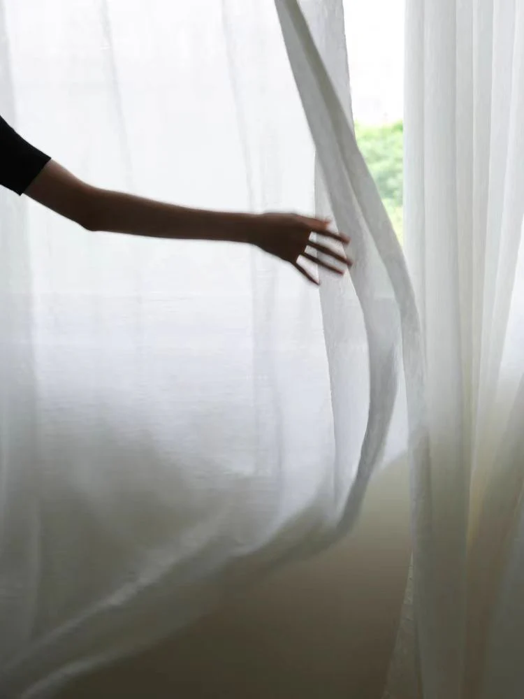 FS011 - Texture Embossed / Mother of Pearl Linen 