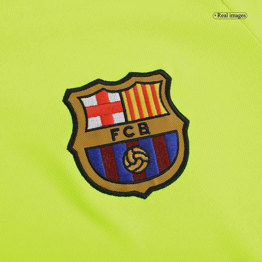 Retro Soccer Jersey Barcelona Away 2005/06