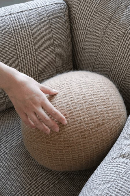 BD088 (Single) - Italian B&B Style Merino Wool and Cashmere Hazelnut Ball Pillow: Soft and Light, Ideal for Bedside